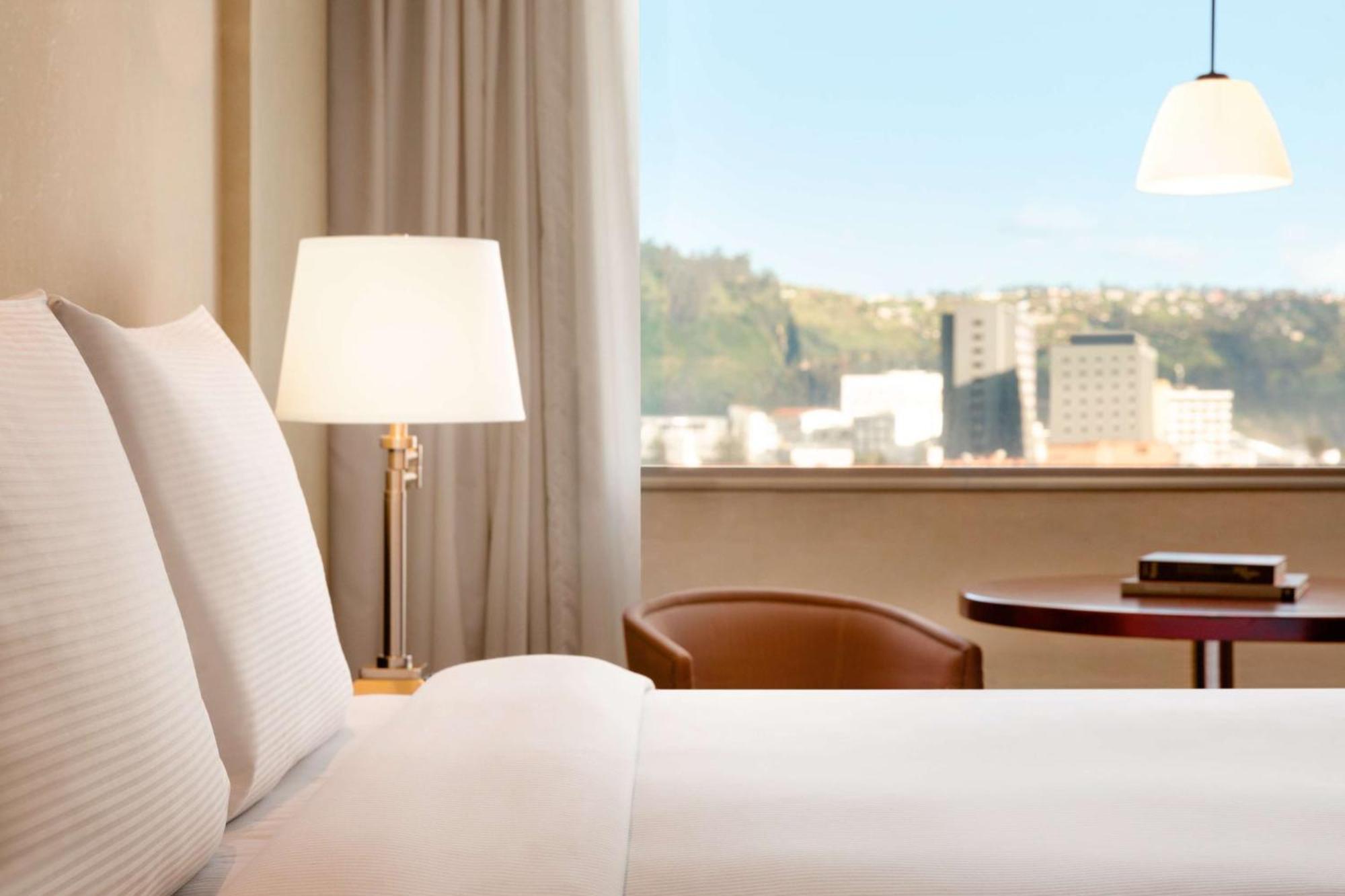 Hilton Colon Quito Hotel Extérieur photo
